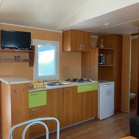 Joli 3 Etoiles Avec Piscine Kemping