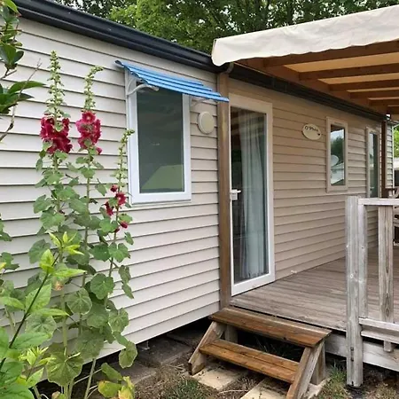 Joli 3 Etoiles Avec Piscine Kemping