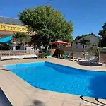 营地 Zecamping Familial Avec Piscine - Proche Oleron