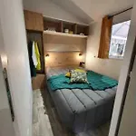 Zecamping Familial Avec Piscine - Proche Oleron *