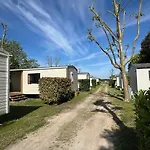 Zecamping Familial Avec Piscine - Proche Oleron 拉特里姆莱德