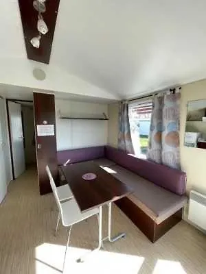 3 Etoiles - Piscine - Eehcgf