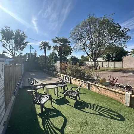 Zecamping Familial Avec Piscine - Proche Oleron La Tremblade