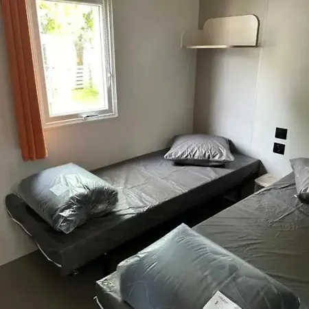 Zecamping Familial Avec Piscine - Proche Oleron Campsite La Tremblade