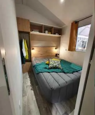 Joli 3 Etoiles Avec Piscine *