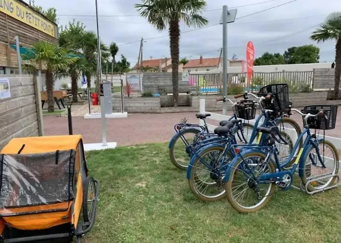 Joli 3 Etoiles Avec Piscine