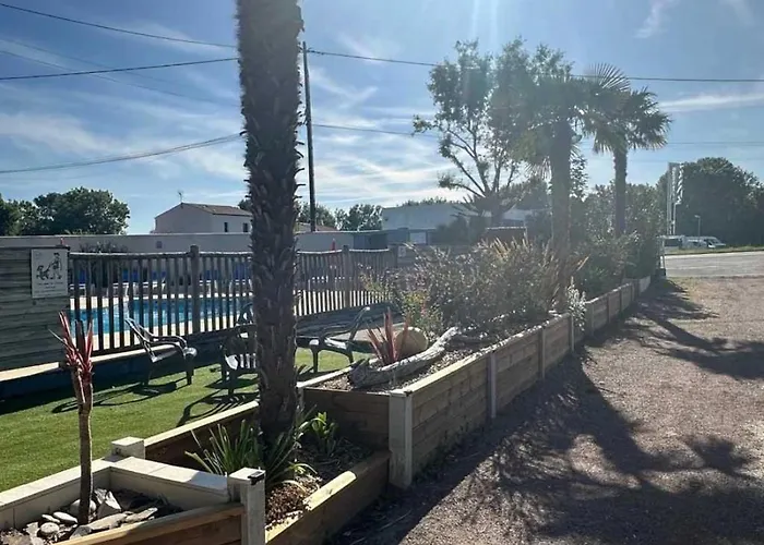 Campsite Joli 3 Etoiles Avec Piscine La Tremblade