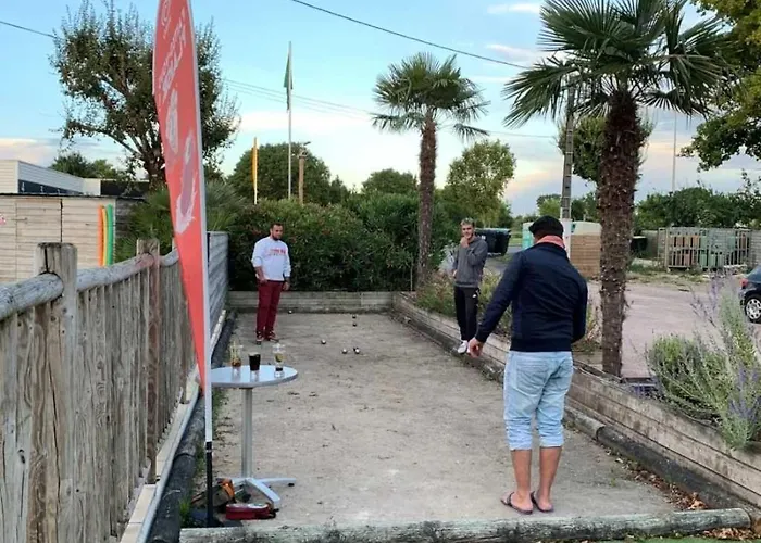 Campsite Joli 3 Etoiles Avec Piscine La Tremblade