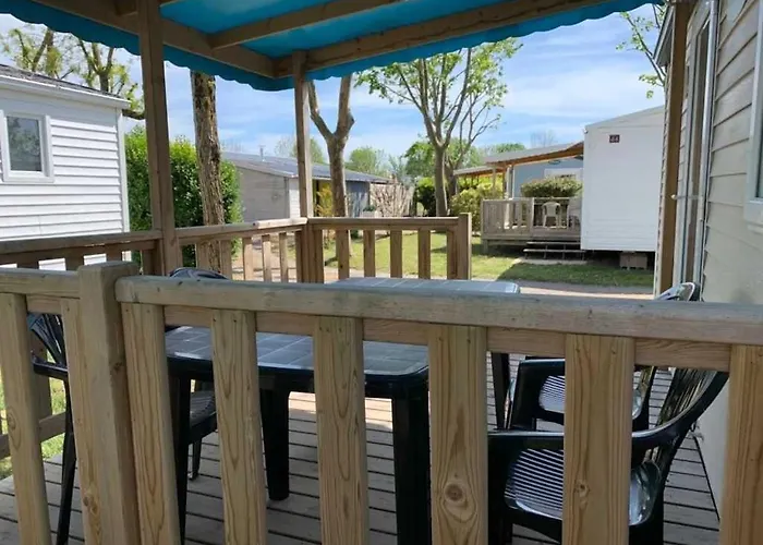 Joli 3 Etoiles Avec Piscine Campsite