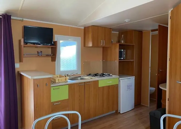 Joli 3 Etoiles Avec Piscine Campsite