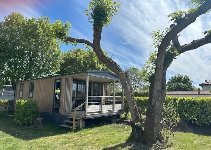 Joli 3 Etoiles Avec Piscine Campsite